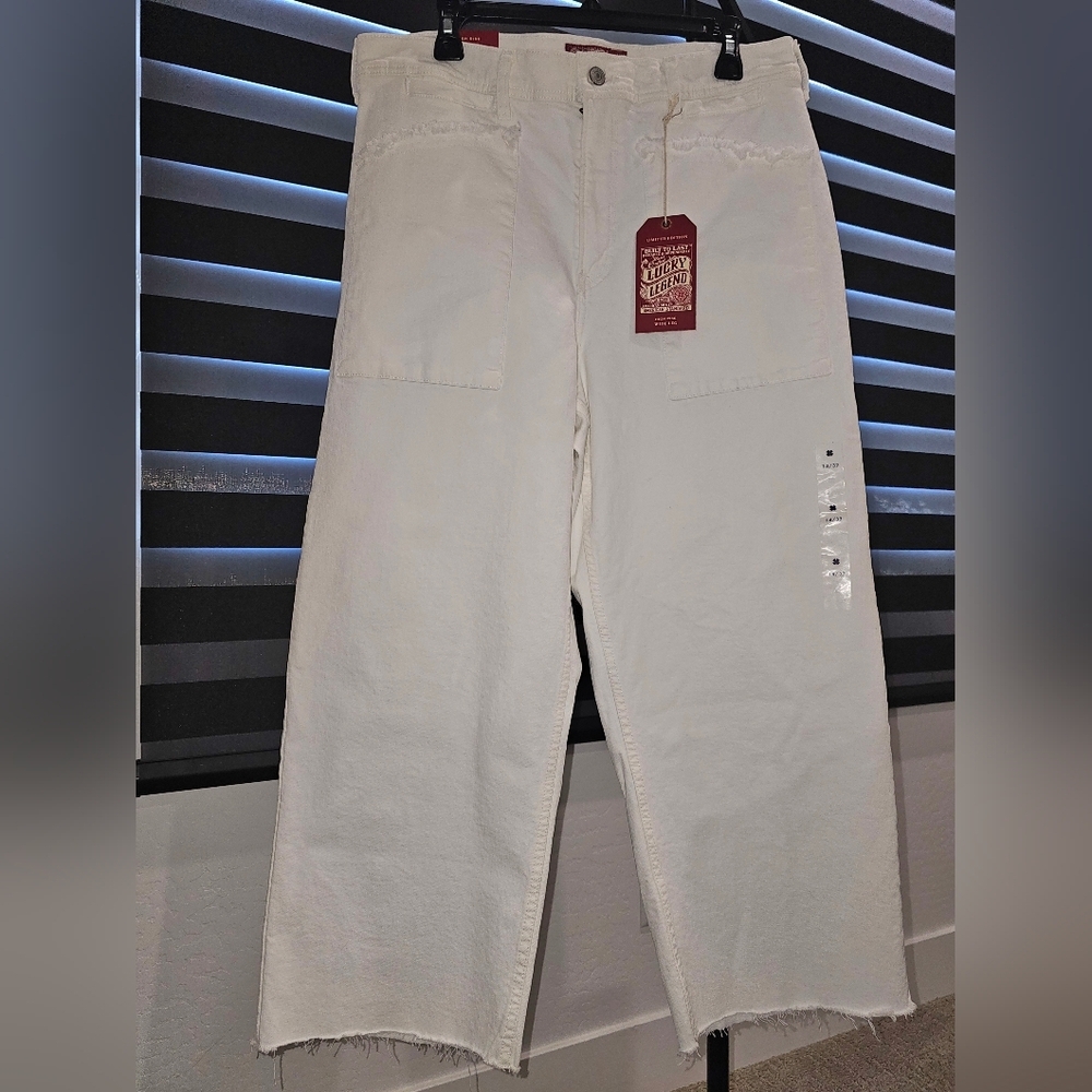 Lucky Denim Wide Leg Cotton Jeans Distressed Pockets Women's 14 × 32 NWT